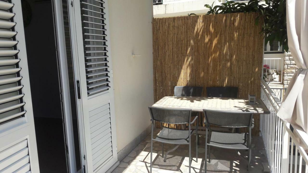 Apartment Tea Primosten Exterior photo